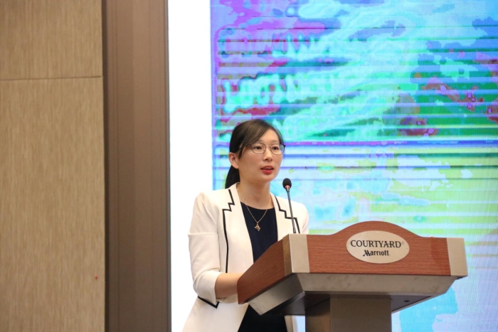 11.上海食品藥品研究會(huì)副秘書(shū)長(zhǎng)魏俊璟作《新技術(shù)與藥品醫(yī)療器械科學(xué)監(jiān)管》主題發(fā)言。