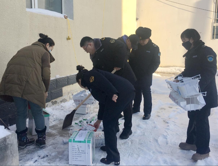 圖為銷毀現(xiàn)場(chǎng)。（蘇日嘎拉圖 攝）