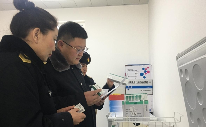 圖為檢查現(xiàn)場(chǎng)。（蘇日嘎拉圖 攝）