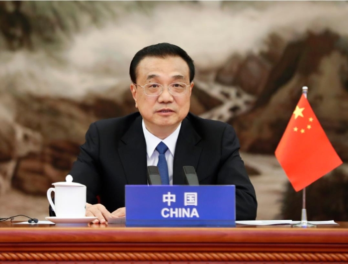 李克強出席東盟與中日韓抗擊新冠肺炎疫情領導人特別會議