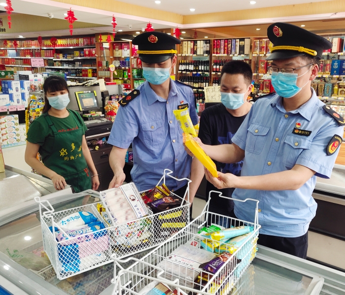 江西于都開展冷飲食品專項(xiàng)檢查