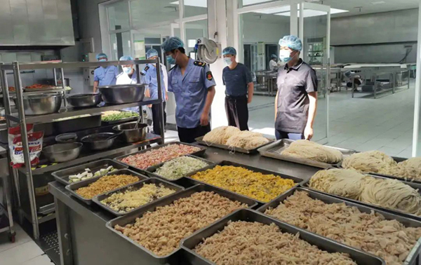 保定市場(chǎng)監(jiān)管部門全力保障高考食品安全