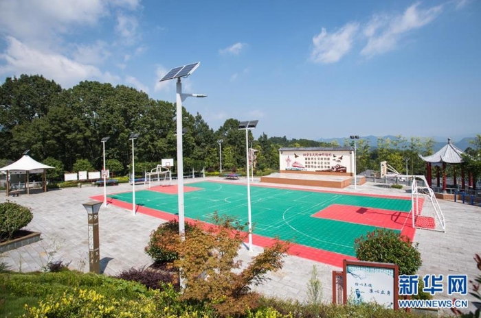 湖北省?？悼h馬良鎮(zhèn)趙家山村文體廣場（8月27日攝）。新華社記者 肖藝九 攝
