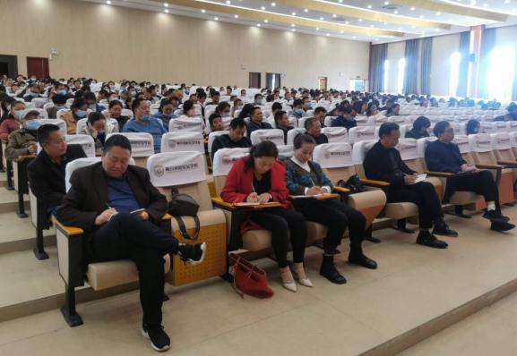 南召縣開展全縣學(xué)校食堂創(chuàng)建培訓(xùn)暨觀摩提升活動 南召縣開展全縣學(xué)校食堂創(chuàng)建培訓(xùn)暨觀摩提升活動