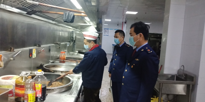 圖為檢查現(xiàn)場(chǎng)。