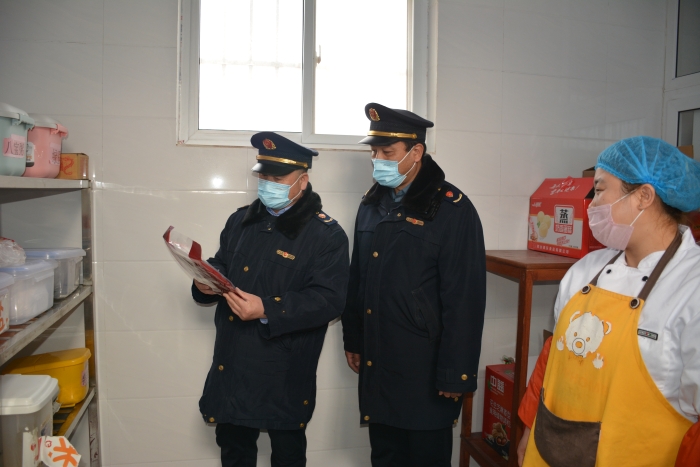 圖為檢查現(xiàn)場。