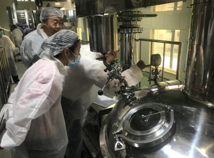 圖為檢查現(xiàn)場。