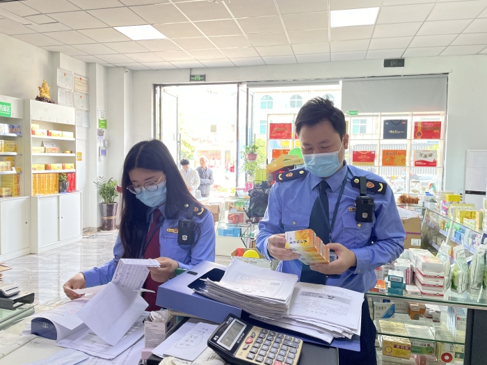 圖為檢查現(xiàn)場。