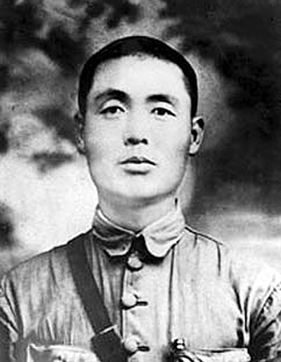 董振堂像。新華社發(fā)