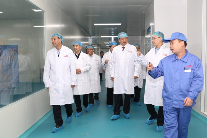 圖為參觀現(xiàn)場(chǎng)。（賀一辰 攝）