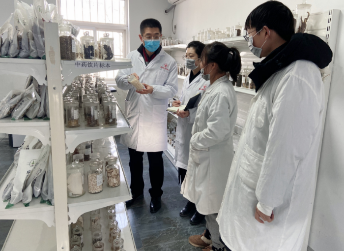 圖為檢查現(xiàn)場。