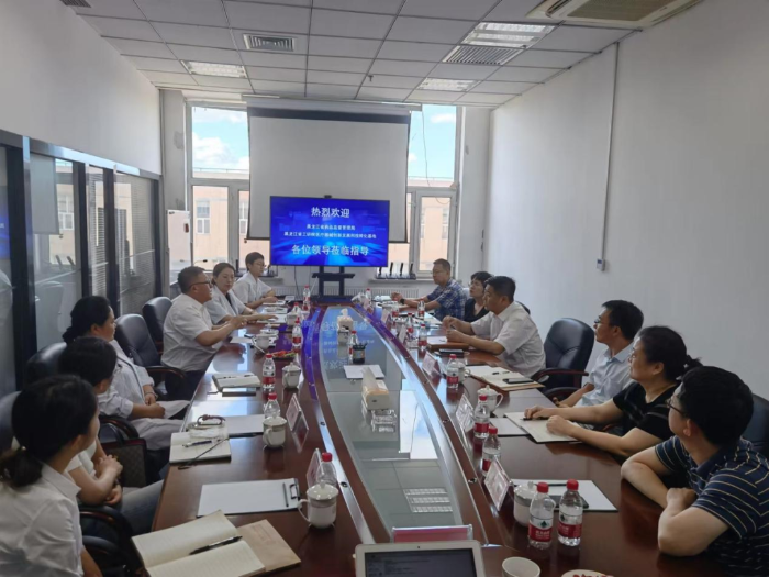 省藥監(jiān)局副局長王鐵寒帶隊深入企業(yè)幫扶指導 助力醫(yī)療器械創(chuàng)新發(fā)展。