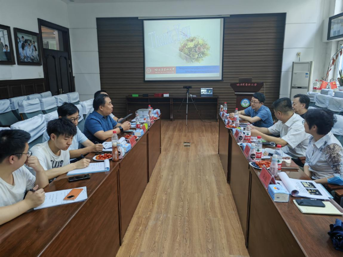 黑龍江省藥監(jiān)局黨組成員、副局長王鐵寒帶隊(duì)赴省醫(yī)學(xué)科學(xué)院