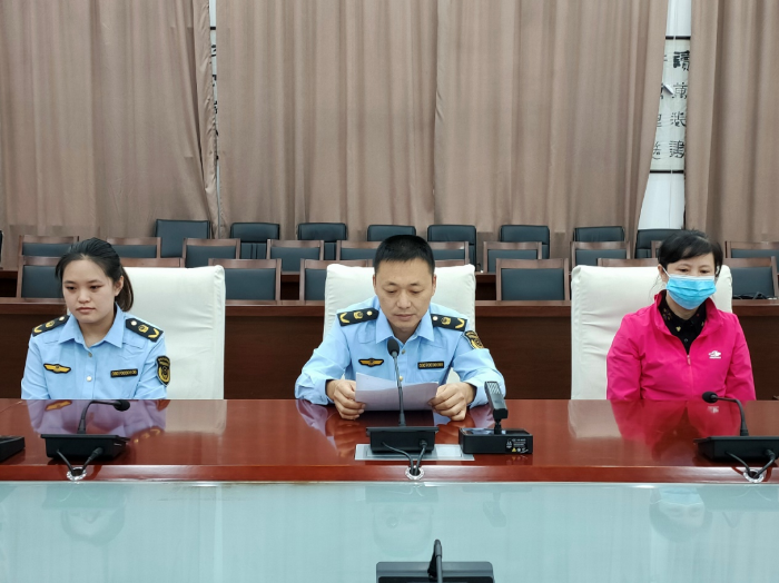 雙鴨山市市場(chǎng)監(jiān)管局召開(kāi)醫(yī)療器械風(fēng)險(xiǎn)會(huì)商暨容錯(cuò)免責(zé)動(dòng)員會(huì)議