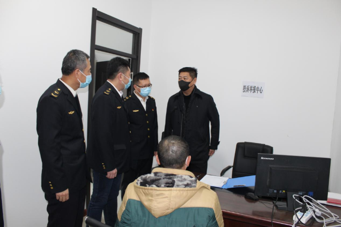 黑龍江省藥監(jiān)局黨組成員、副局長王鐵寒到綜合執(zhí)法監(jiān)督局檢查指導(dǎo)工作