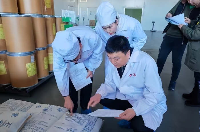 黑龍江省藥監(jiān)局稽查七處開展節(jié)日期間風險隱患排查行動