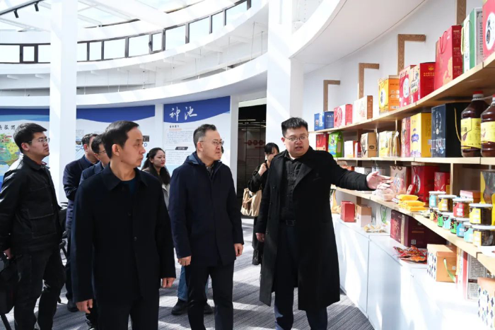 山西省藥監(jiān)局贠亞明局長在忻州調(diào)研市縣藥品監(jiān)管能力標準化建設(shè)工作 山西省藥監(jiān)局贠亞明局長在忻州調(diào)研市縣藥品監(jiān)管能力標準化建設(shè)工作