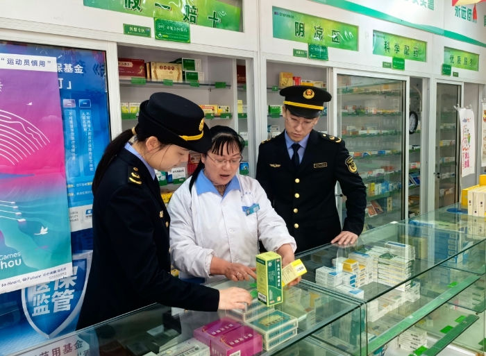 圖為檢查現(xiàn)場(chǎng)。