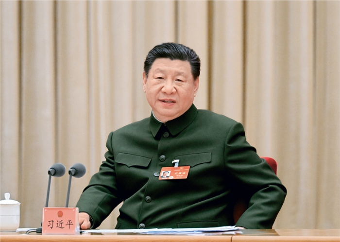 2024年3月7日下午，中共中央總書記、國家主席、中央軍委主席習(xí)近平出席十四屆全國人大二次會(huì)議解放軍和武警部隊(duì)代表團(tuán)全體會(huì)議并發(fā)表重要講話。 新華社記者 李剛/攝