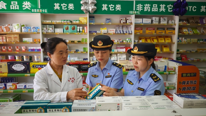 重慶涪陵開展夏季藥品流通環(huán)節(jié)專項(xiàng)檢查