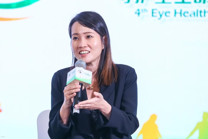 圖為L(zhǎng)i-lian Foo在第四屆守護(hù)全生命周期眼健康會(huì)議上發(fā)言。
