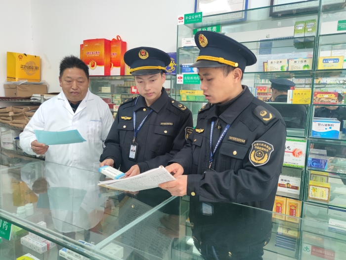 南豐加強(qiáng)“三小”經(jīng)營(yíng)使用單位治理2